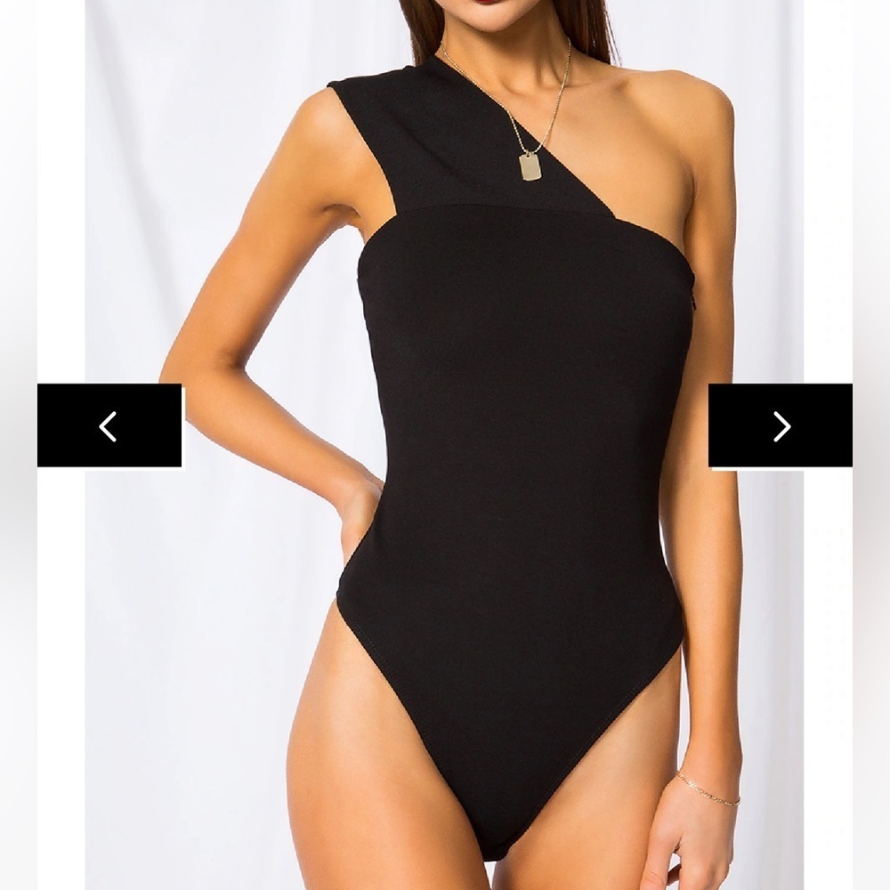 superdown rockie one shoulder bodysuit - black